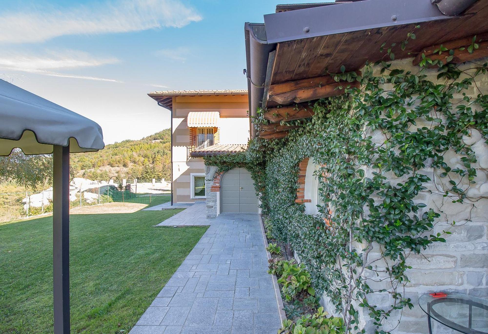 Tenuta Pian D'Attesio - Agriturismo Castelletto Soprano Exterior photo